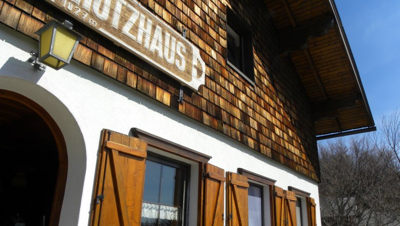 oehlerschutzhaus(c)wieneralpen-www.eva-gruber.com, &copy; Wiener Alpen / Eca Gruber