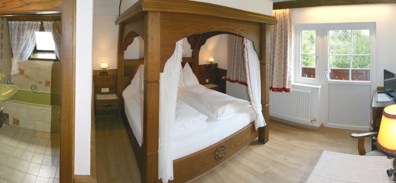 Lak&aacute;s 4, &copy; Marianne Gschaider