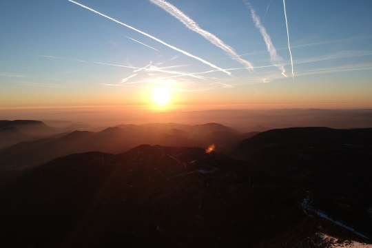 Der Sonnenaufgang am Schneeberg, © NB/Kögler