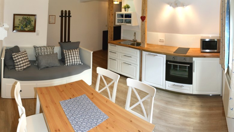 Lak&aacute;s 1, &copy; Marianne Gschaider